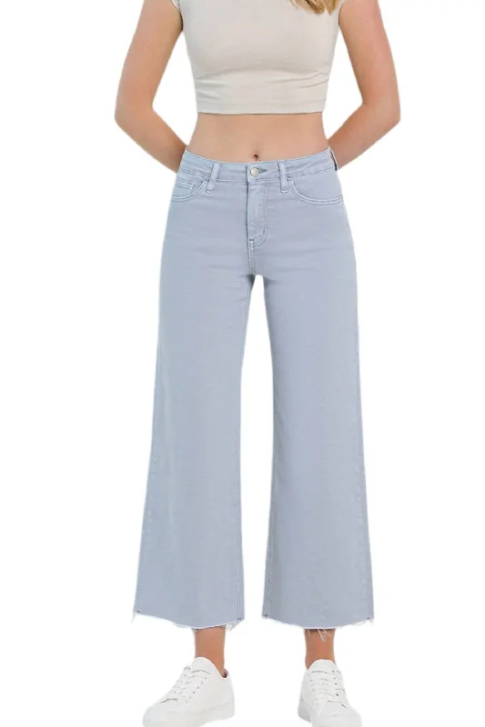 Men's Jeans with an Elastic Waistband for Ultimate ComfortVervet High Rise Crop Wide Leg Jeans In Grey