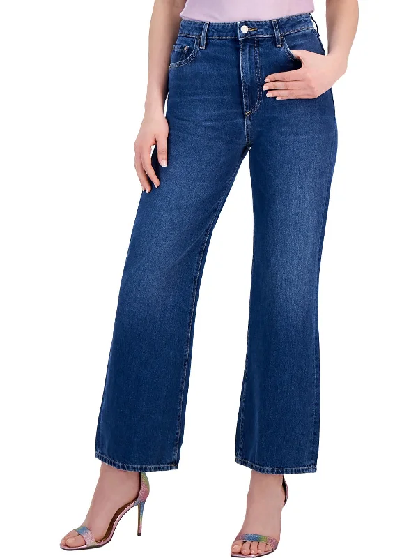 Plus Size Men's Relaxed Fit Jeans with a Tapered Leg for a Laid - Back VibeWomens Mid Rise Medium Wash Wide Leg Jeans