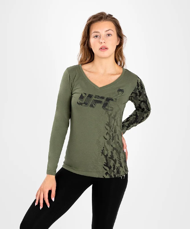 Pocketed Women T Shirt for Added FunctionalityUFC Venum Authentic Fight Week Women's Long Sleeve T-shirt - Khaki