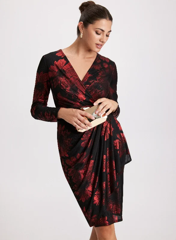 Midi dresses with abstract art prints for an artistic statementFloral Print Metallic Detail Dress