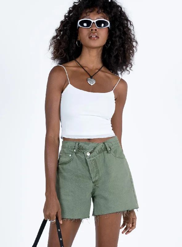 Plus Size Women's Elastic Waistband Linen Shorts in Navy Blue for a Comfortable Everyday OptionXena Denim Shorts Green