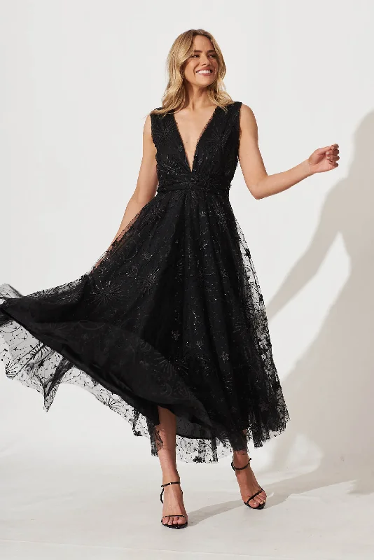 Maxi dresses with a paisley print for a classic and elegant styleDazzle Maxi Dress In Black Sequin Tulle