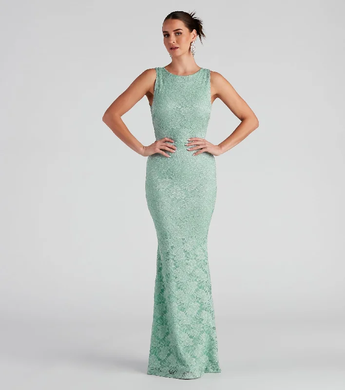 Maxi dresses with a keyhole back for a sexy detailEmery Sleeveless Lace Formal Dress