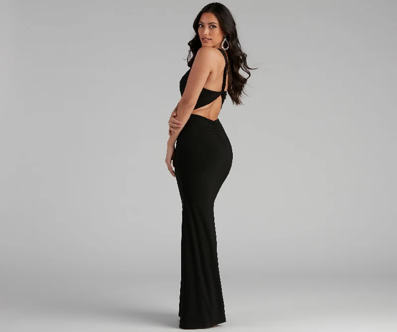 Maxi dresses with a V - neckline for a flattering and elongating shapeLeilani Formal One-Shoulder Open Back Dress