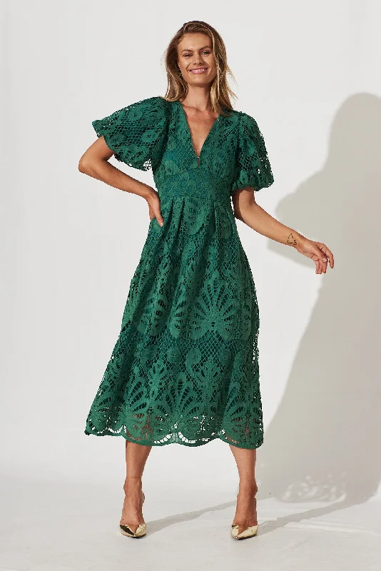 Maxi dresses with a keyhole back for a sexy detailMillie Lace Maxi Dress In Emerald