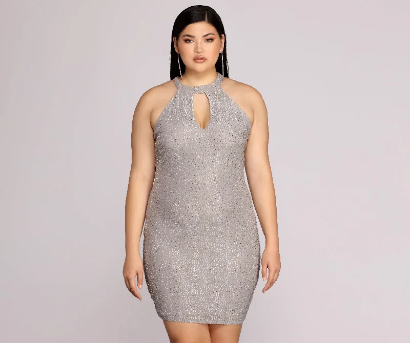 Mini dresses with gathered skirts for a voluminous effectPlus Stunning In Silver Formal Dress