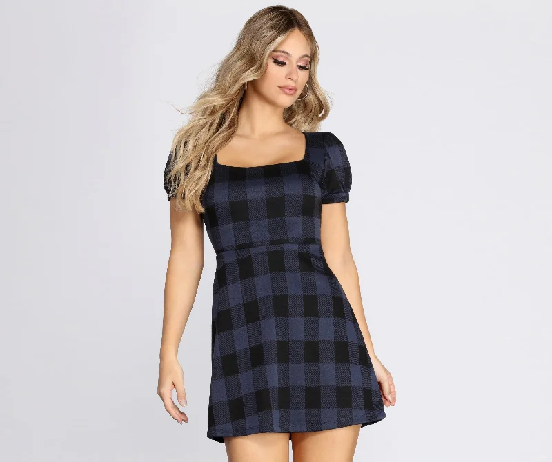 Sheath Women Dress with a Tailored Fit for a Professional LookCheck It Plaid Mini Dress