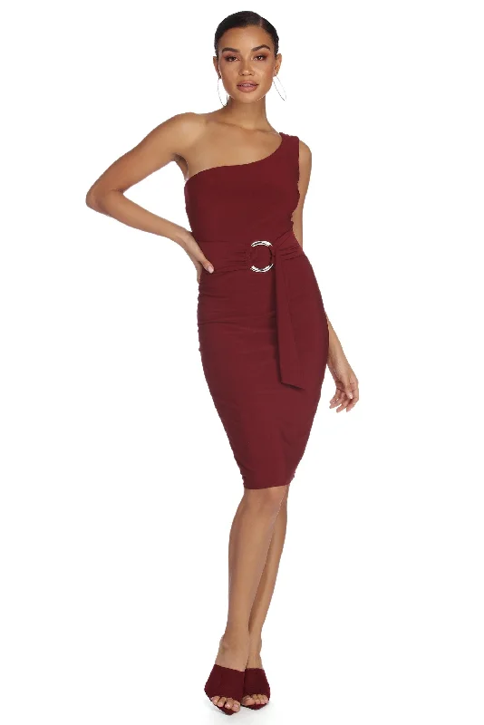 Shift Women Dress with a Simple and Classic Design for Everyday WearJust Own Knit Midi Dress