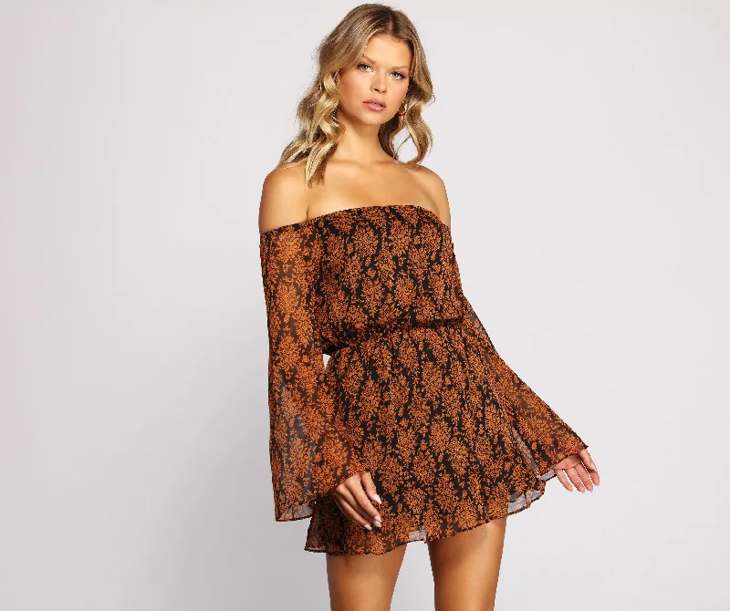 Backless Women Dress for a Sexy and Alluring Look at Evening EventsFlowy Fall Feels Off The Shoulder Tunic