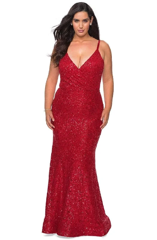 Prom dresses with lace - trimmed sleeves and empire - style waists for a flattering and vintage - inspired formal affairLa Femme - 29063 Sleeveless Sequin Prom Dress