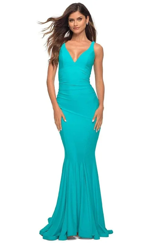 Formal dresses with asymmetric ruffled hems and high - low designs for a fashion - forward and dynamic appearanceLa Femme - 30746 Ruche-Ornate Mermaid Gown