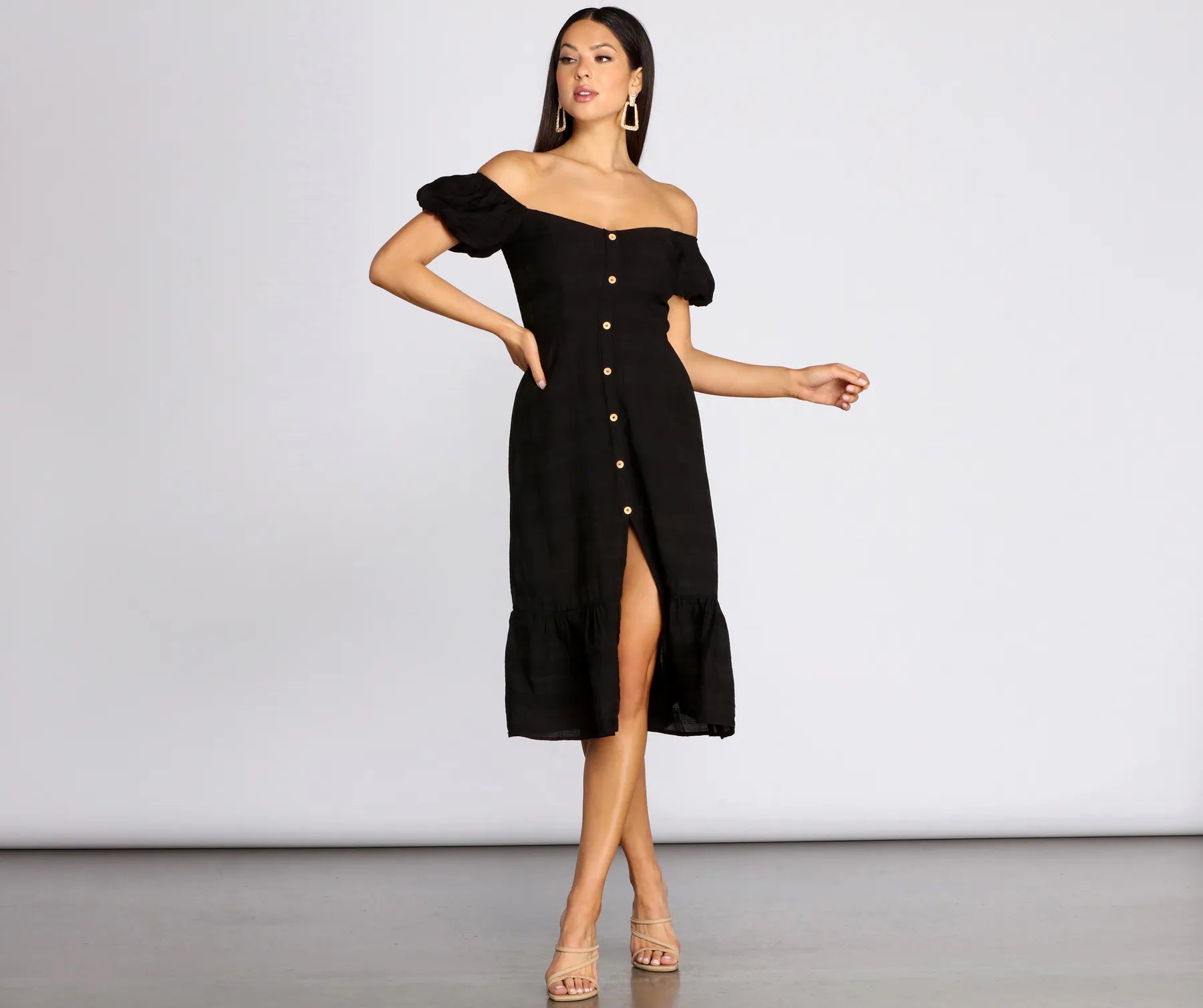 Sheath Women Dress with a Tailored Fit for a Professional LookOff The Shoulder Button Front Midi Dress