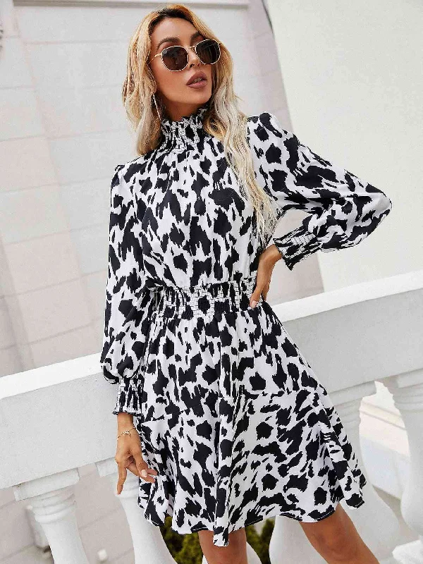 Printed Abstract Women Dress for a Modern and Artistic AppealPrinted Lantern Sleeve Turtleneck Dress