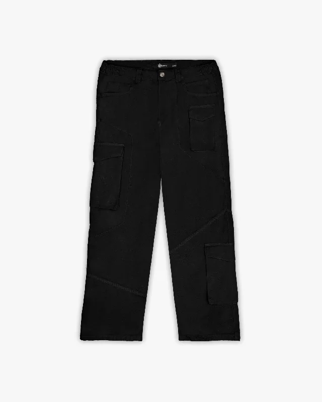 Women's Skinny Fit Leather - Look Cargo Pants in Black for a Bold and Edgy EnsembleASYMETRICAL CARGOPANTS BLACK