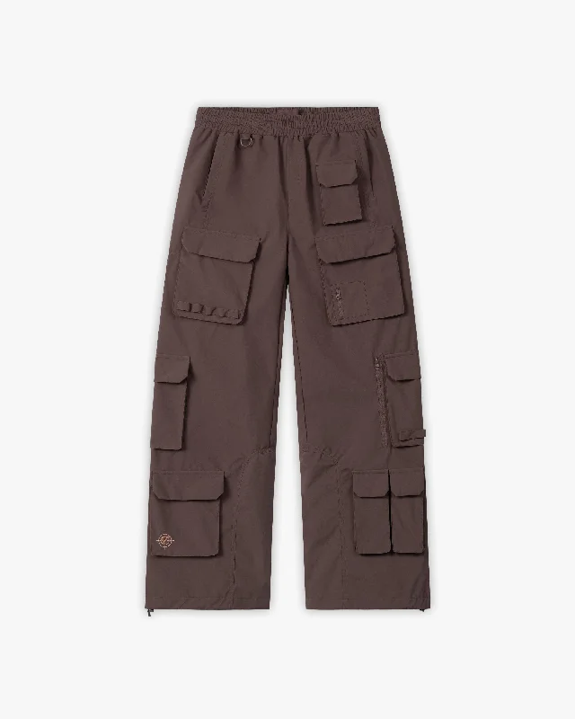 Women's Wide - Leg Denim Cargo Pants in Dark Wash with Distressed Details for a Trendy AppearanceONYX CARGO BROWN