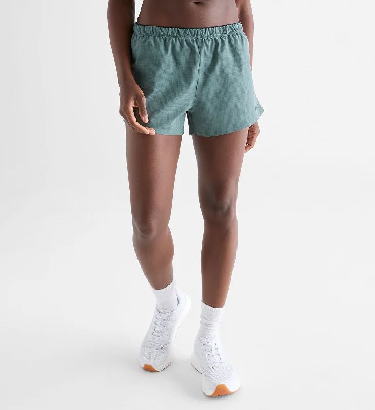 Twill Women Shorts with a Smooth Texture and DurabilityWomen's Hybrid Short 3"